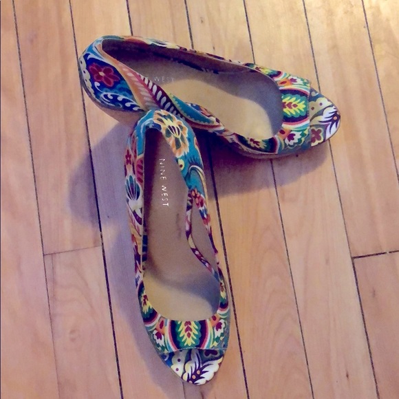 Nine West Paisley Heels - Picture 1 of 1